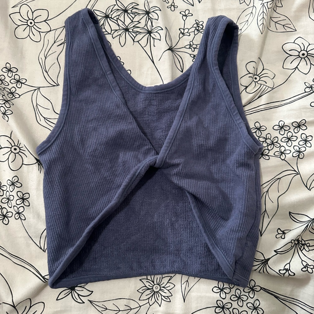 Blue twisted tank top size small